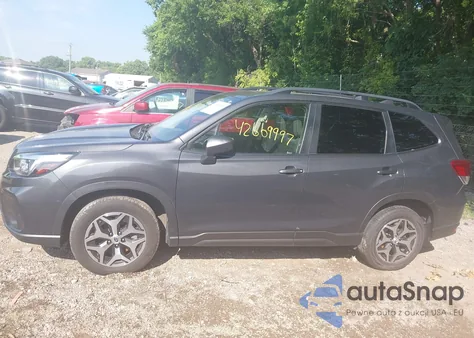 2020 Subaru Forester Premium z USA, uszkodzony, nr VIN JF2SKAJC8LH425975